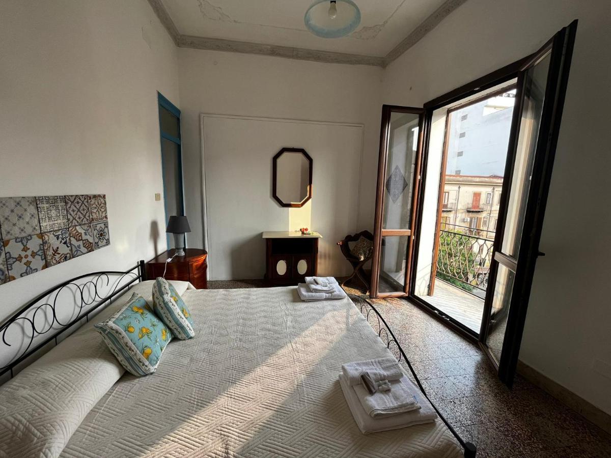 Mille Lire Peppe'S Home パレルモ エクステリア 写真