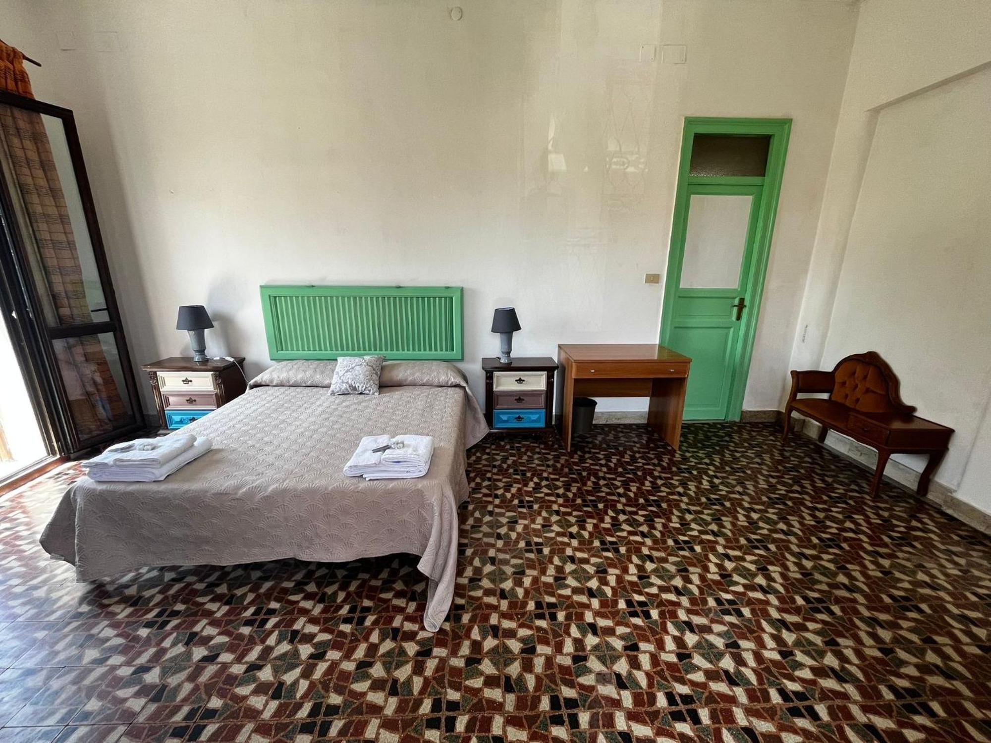 Mille Lire Peppe'S Home パレルモ エクステリア 写真