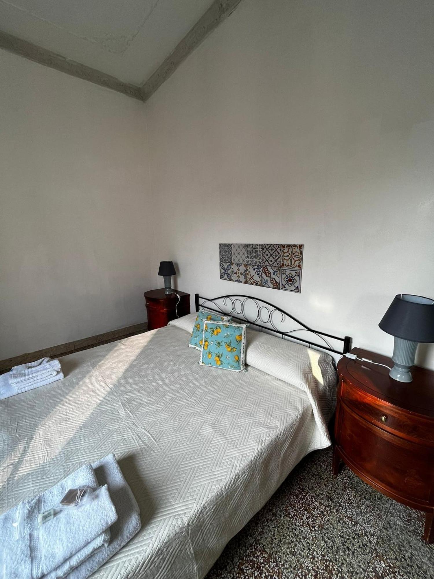 Mille Lire Peppe'S Home パレルモ エクステリア 写真